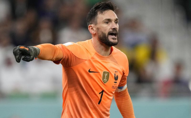 Hugo Lloris là thủ môn số 1 của Tottenham và tuyển Pháp