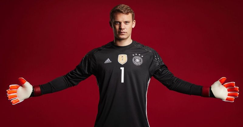 Neuer nhiều lần tỏa sáng trong các trận đấu quốc tế và Champions League