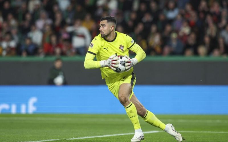 Diogo Costa trở thành trụ cột đáng tin cậy trong màu áo Bồ Đào Nha.